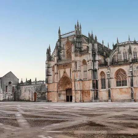 펜션 Charming House In With Shared Pool
