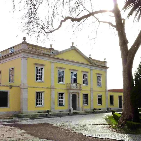 Charming House In With Shared Pool *