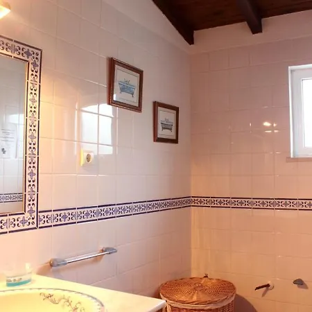 Σπίτι διακοπών Charming House In With Shared Pool Pataias