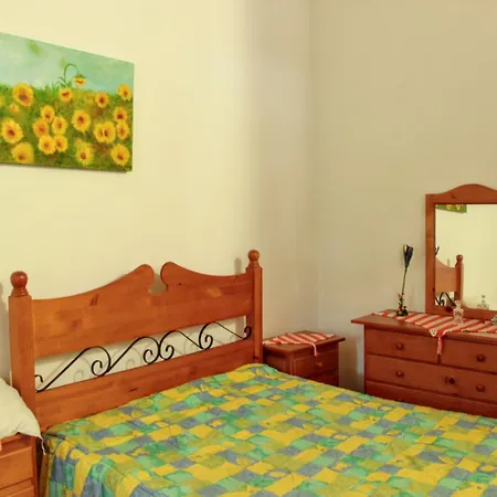 Charming House In With Shared Pool 度假居 帕塔亚什