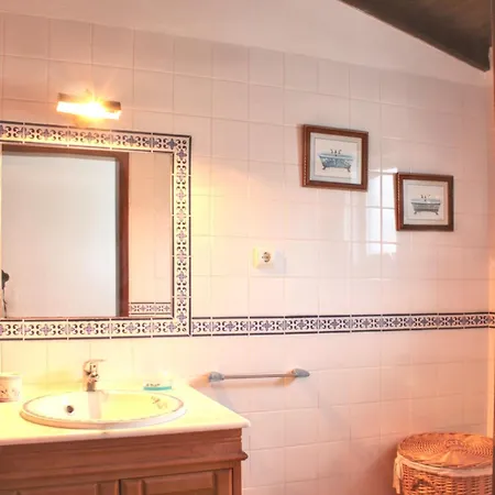 Holiday home Charming House In With Shared Pool