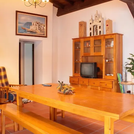 Σπίτι διακοπών Charming House In With Shared Pool Pataias