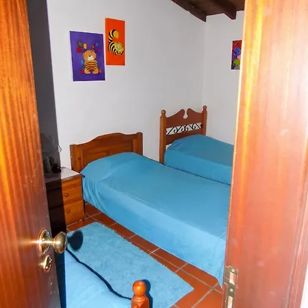 Charming House In With Shared Pool