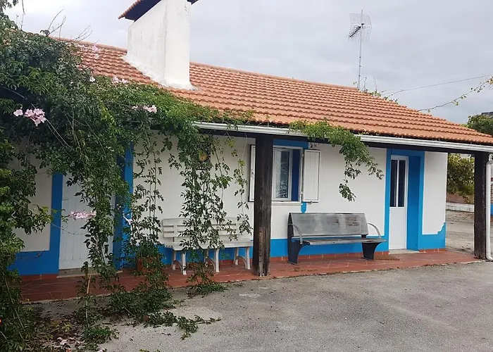 Charming House In With Shared Pool Holiday home *