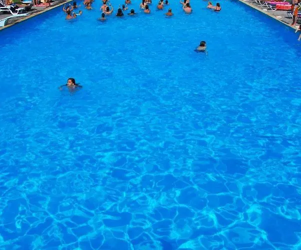 Holiday home Charming House In With Shared Pool Pataias