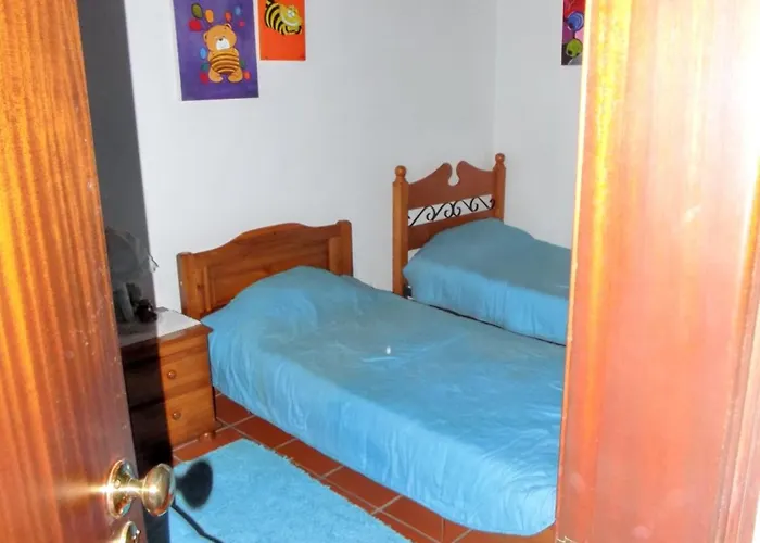 Charming House In With Shared Pool * Pataias