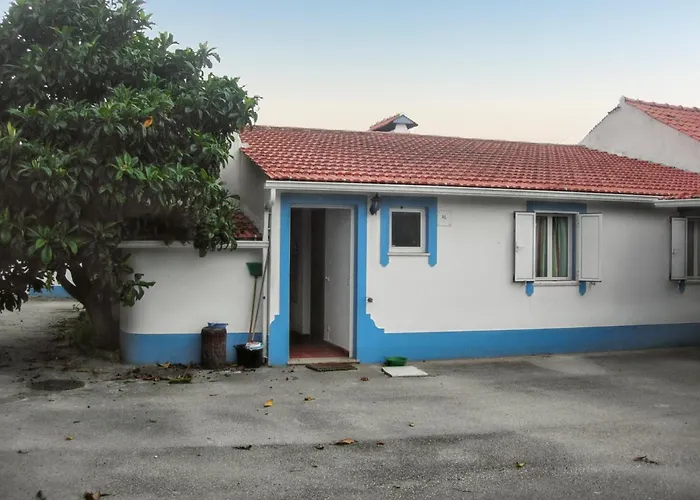 Charming House In With Shared Pool Holiday home *